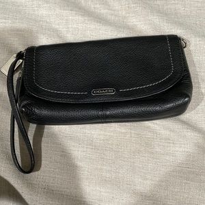 COACH wristlet in excellent condition